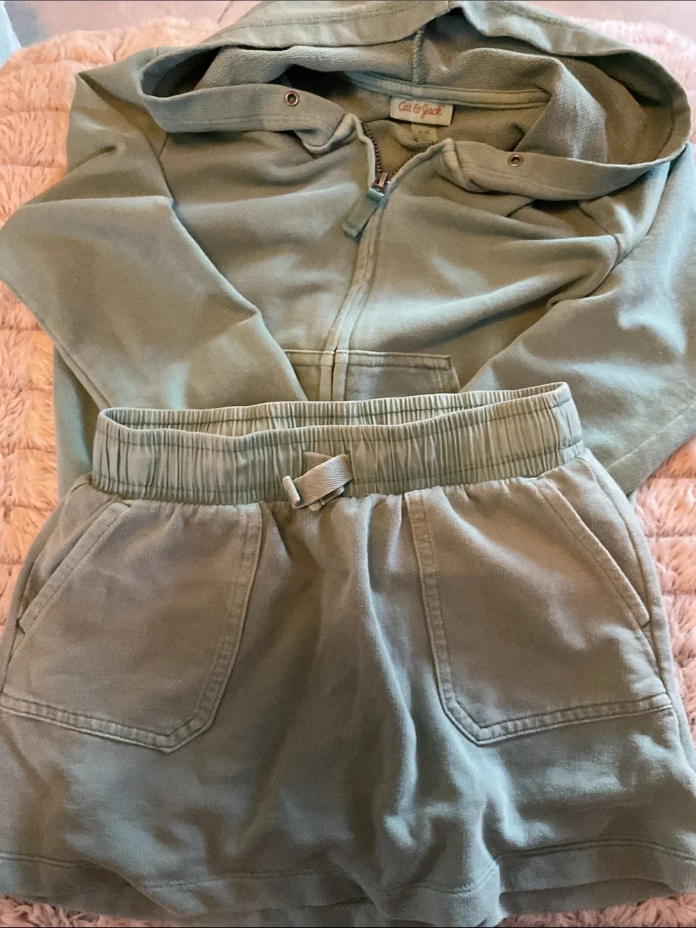 Cat and Jack Green Pull-On kids Shorts